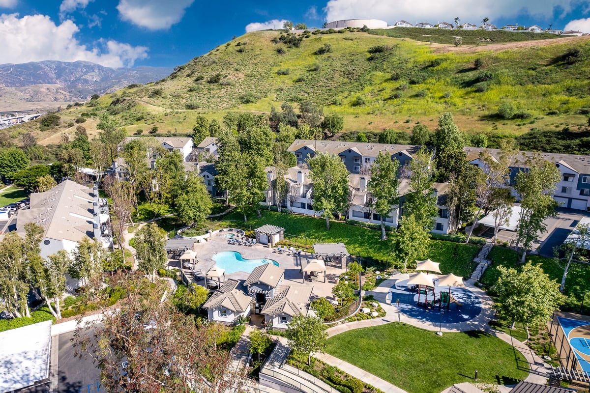 Photos The Cascades Apartments in Anaheim Hills, CA